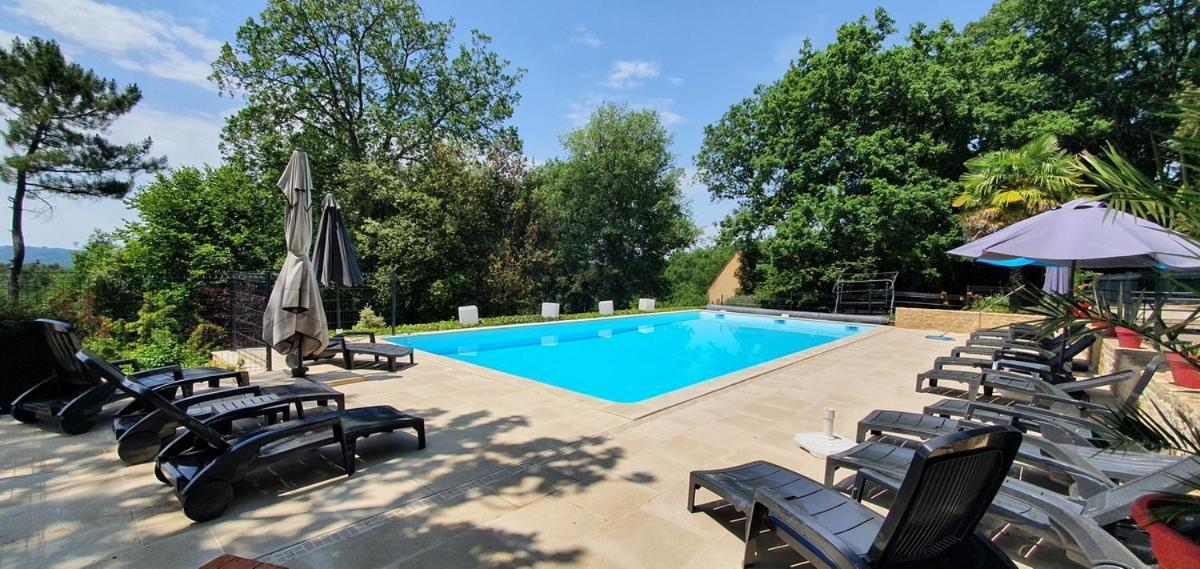 Gite Le Nieudegat Chambre Et Table D'Hote Piscine Climatisation Proche De Sarlat Au Coeur De La Nature Simeyrols ภายนอก รูปภาพ