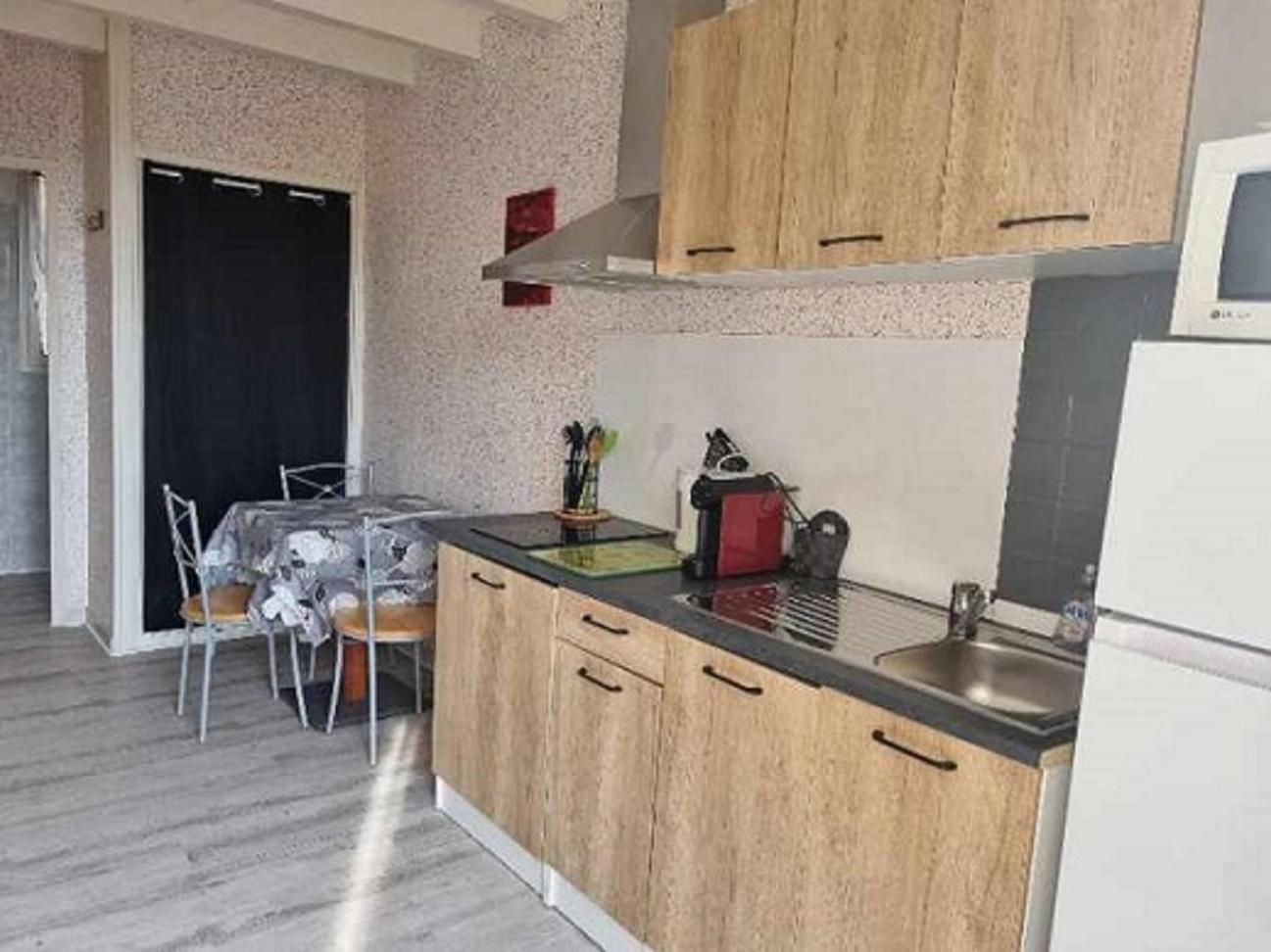 Gite Le Nieudegat Chambre Et Table D'Hote Piscine Climatisation Proche De Sarlat Au Coeur De La Nature Simeyrols ภายนอก รูปภาพ